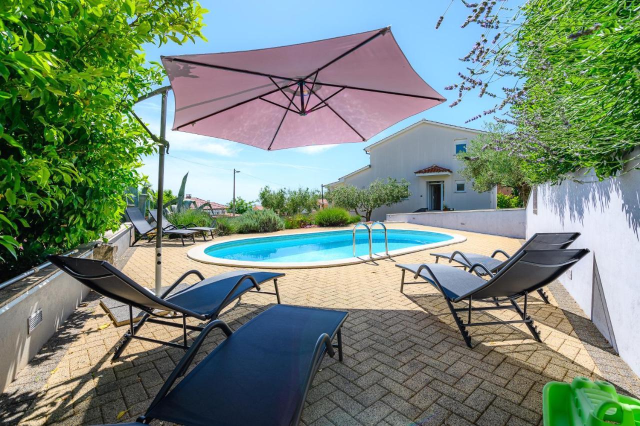 Villa Elisa Kaštelir エクステリア 写真