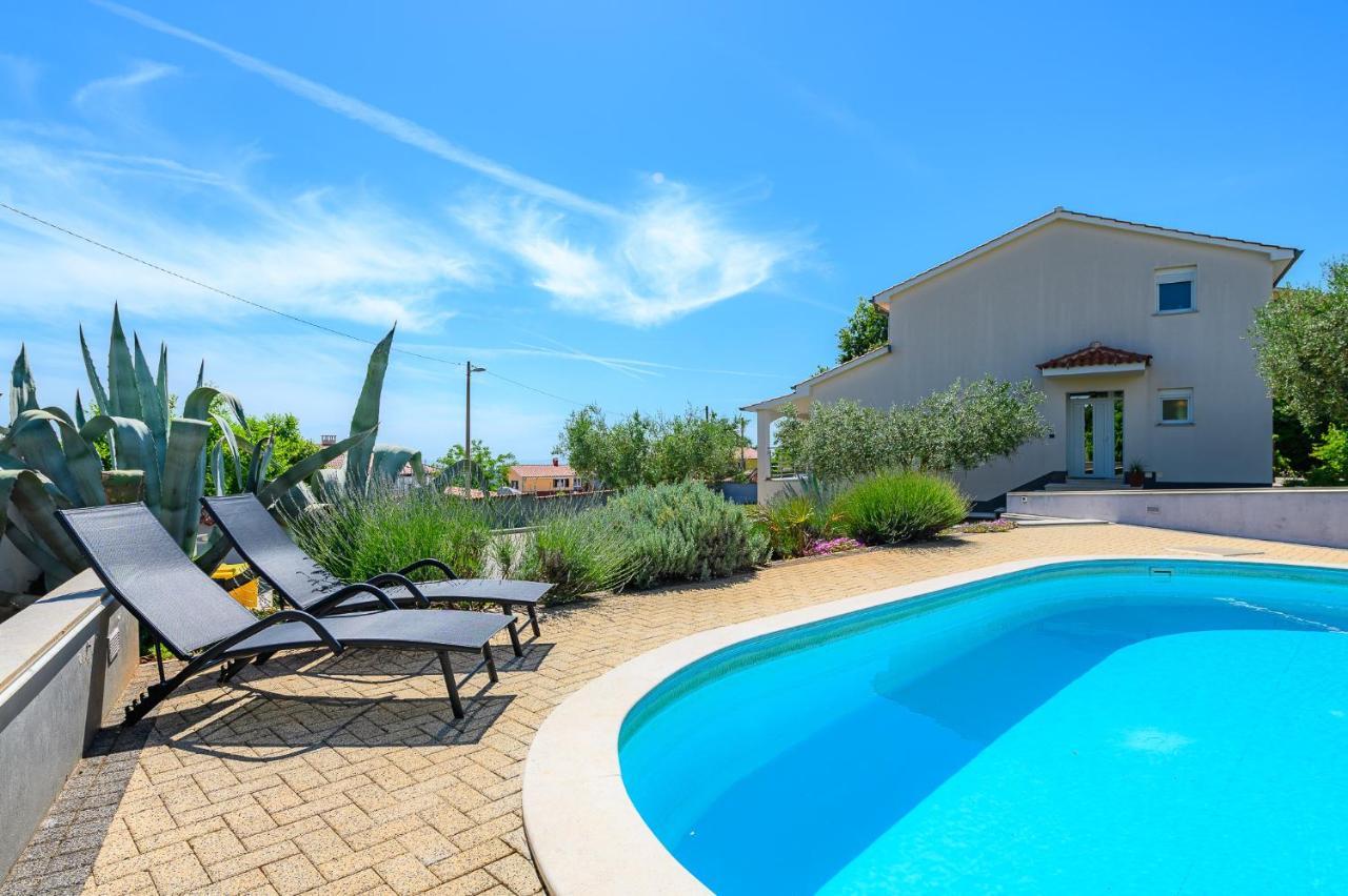 Villa Elisa Kaštelir エクステリア 写真