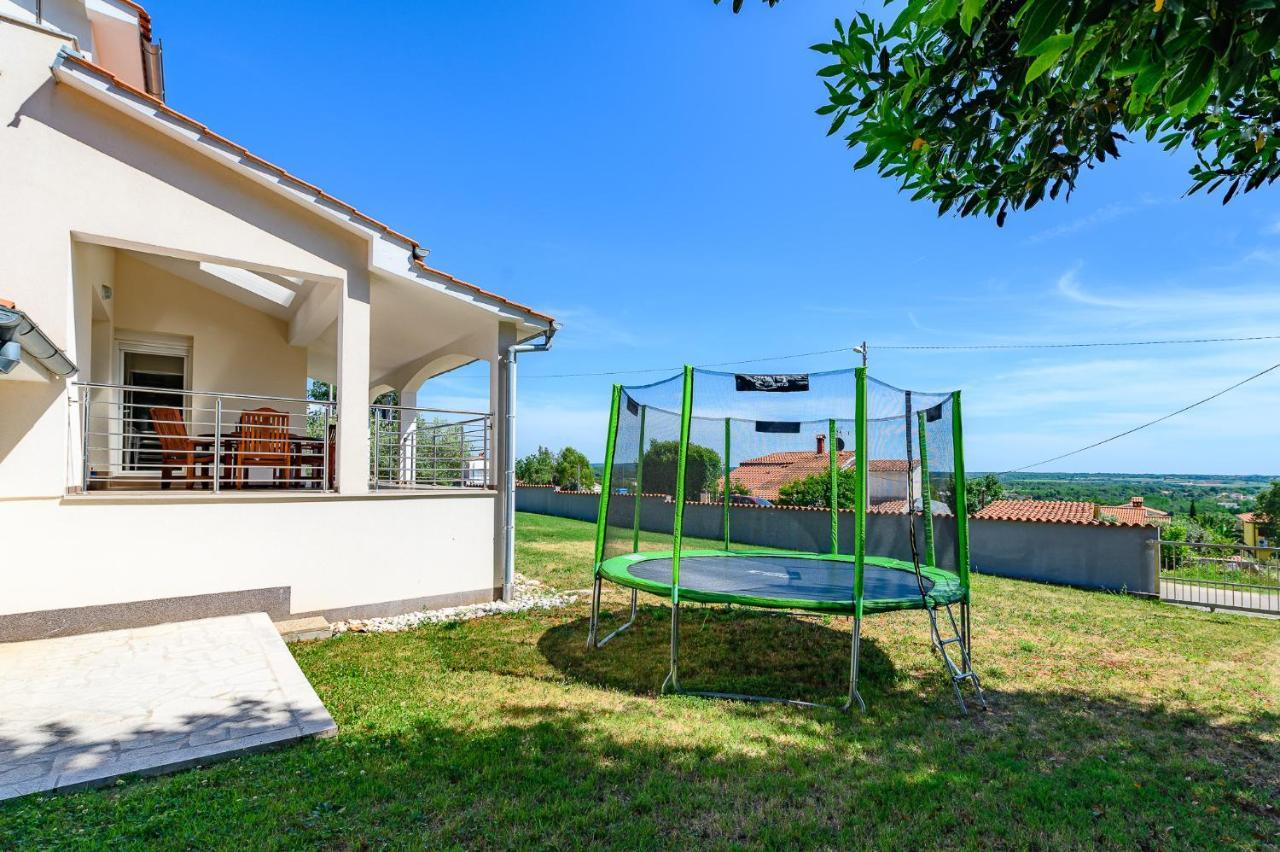 Villa Elisa Kaštelir エクステリア 写真